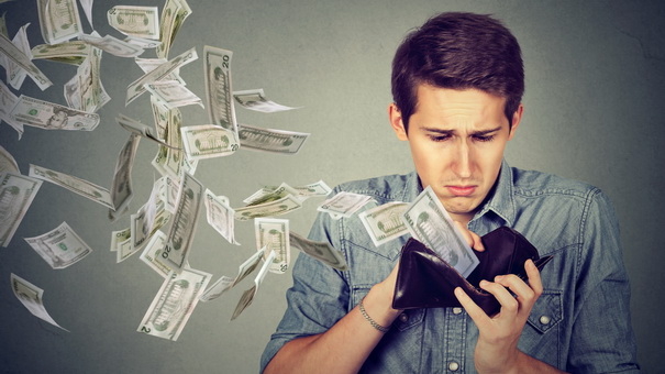 Avoid Financial Pitfalls: 8 Common Money Mistakes to Avoid Before 30