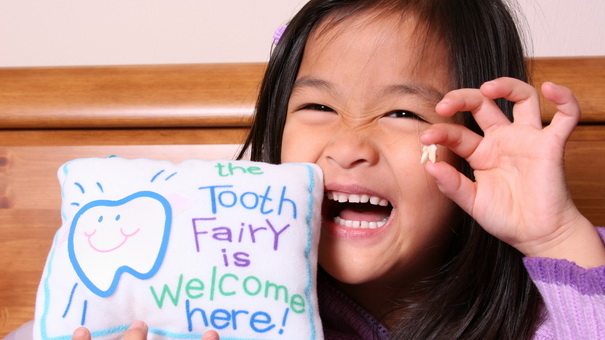 Financial Literacy for Kids: 7 Money Lessons from the Tooth Fairy