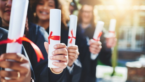 How Education Boosts Your Credit Score: 3 Key Ways