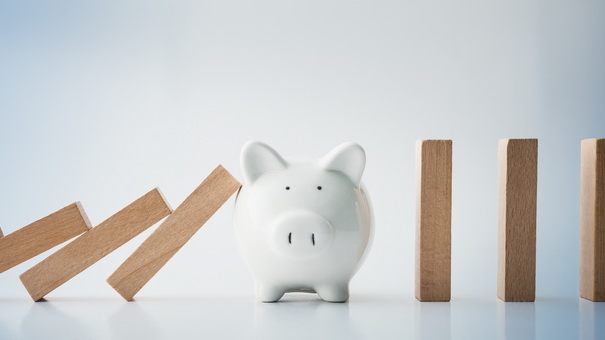 Financial Strategies for Tight Budgets: 15 Smart Money Moves