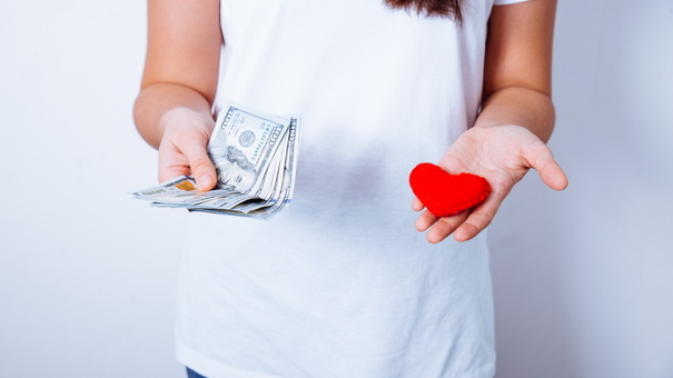 Financial Freedom: 7 Ways Being Single Saves You Money
