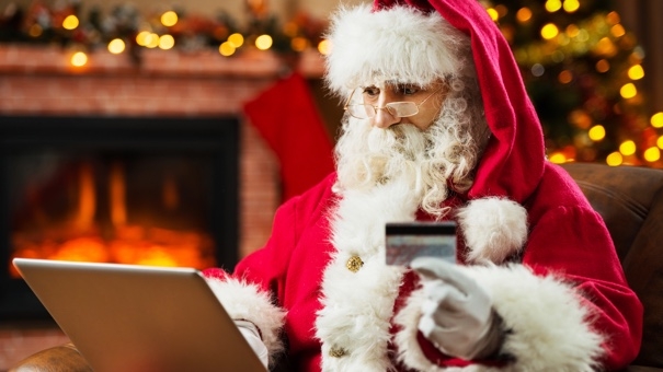 Holiday Fraud Prevention: A Checklist for Secure & Cost-Effective Shopping