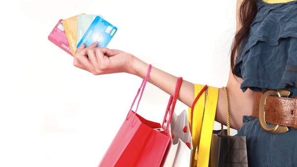 Deferred Interest Credit Cards: A Smart Holiday Spending Strategy?