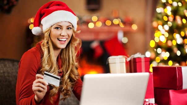 Boost Your Credit Score: Holiday-Friendly Strategies