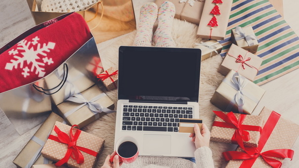 Holiday Shopping Prep: 6 Credit Card Strategies for a Stress-Free Season