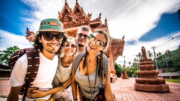 Maintaining Your Credit Score as an Expat: 9 Essential Strategies