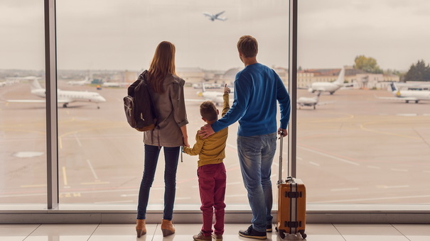 Maximize Family Travel: Earn & Redeem Rewards - [Year]