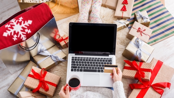 Redeem Travel Miles & Points: Creative Holiday Gift Ideas