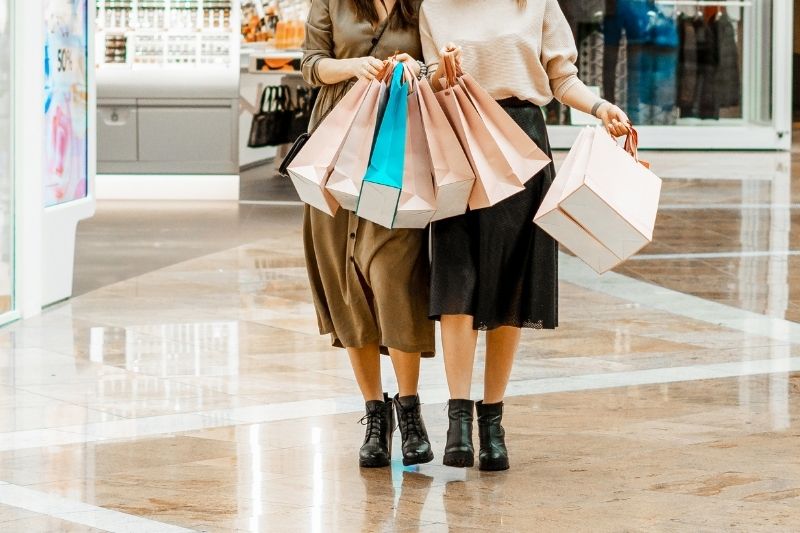 Managing Impulse Spending: How Shopping Spree Habits Impact Your Finances
