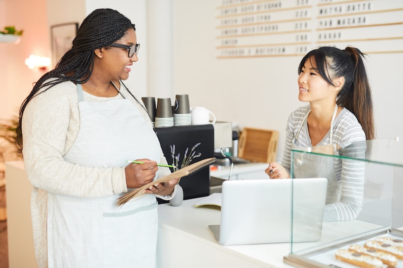 25 Proven Ways for Teens to Earn Money in 2024