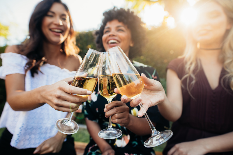 Achieve Luxury Living: Strategies for a Champagne Lifestyle on a Budget