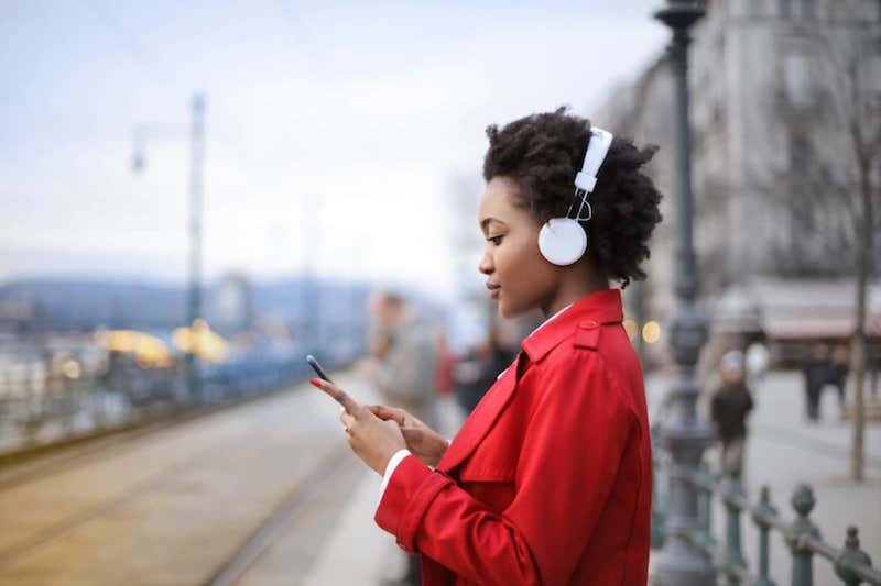 Top 15 Financial Podcasts for Women: Expert Advice & Money Tips