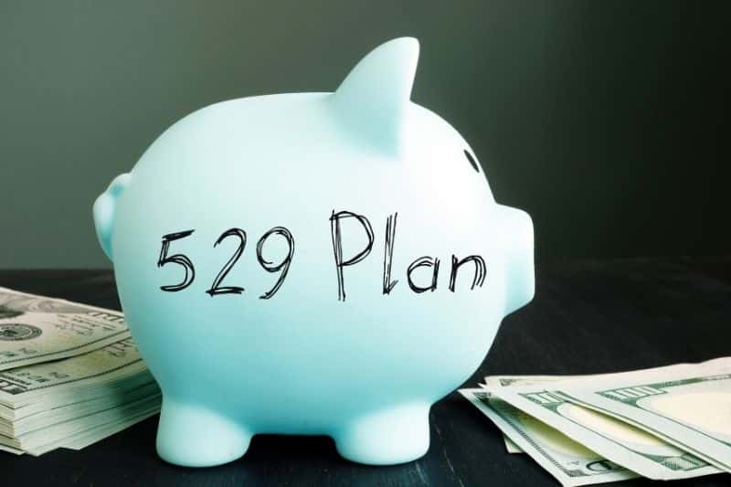 529 Plans & Custodial Accounts: Your Guide to College Savings
