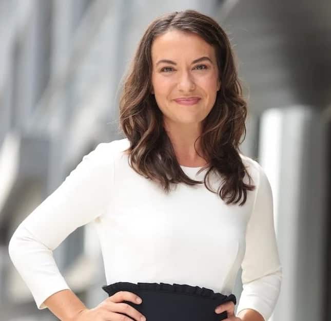 Top Female Personal Finance YouTubers for Expert Advice