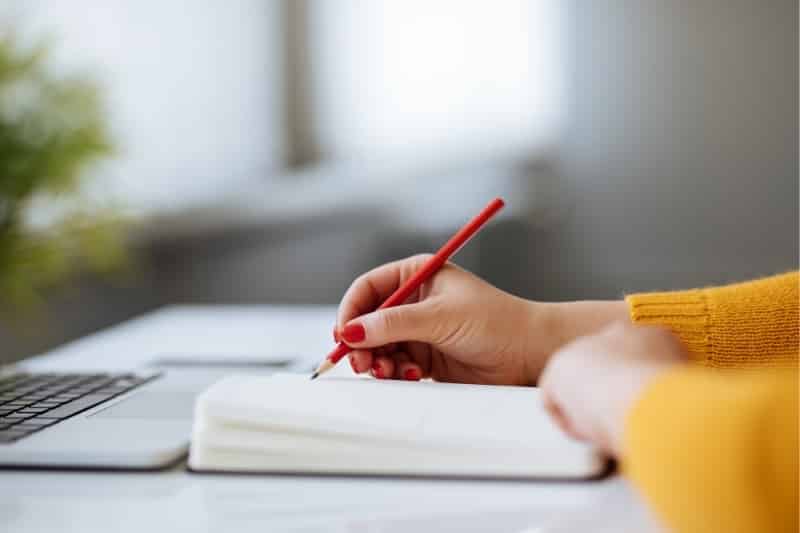 Understanding Compulsive vs. Impulsive Shopping: Strategies for Control