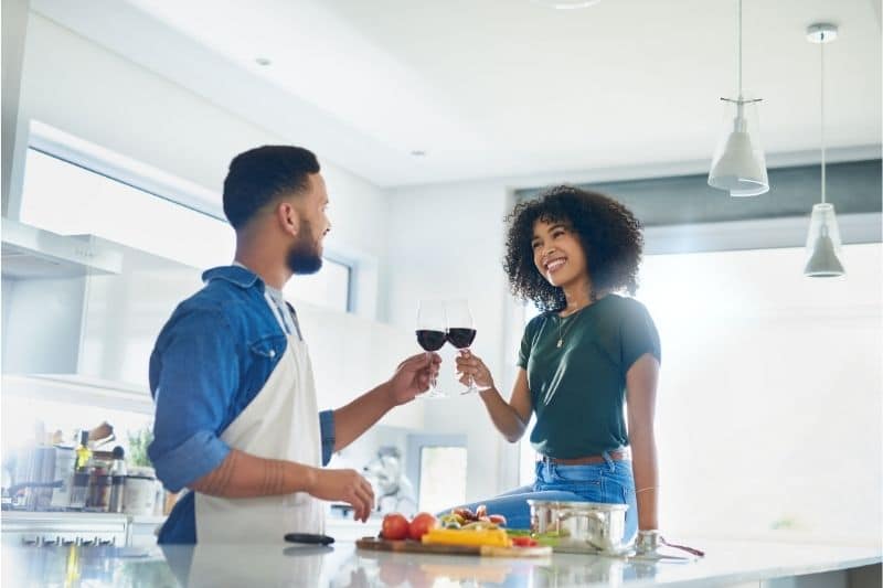 Budget-Friendly Date Night Ideas: Strengthen Your Relationship Without Breaking the Bank