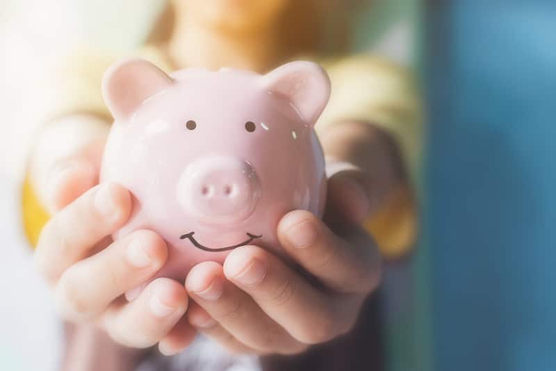 21 Age-Appropriate Ways for Kids to Earn Money & Learn Financial Literacy