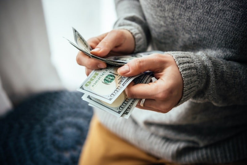 8 Practical Tips for Financial Responsibility: Build a Secure Future