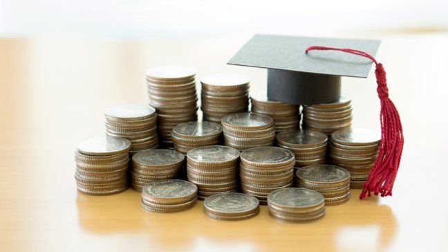 Financial Literacy for College Graduates: 7 Essential Tips