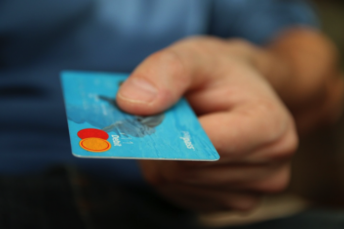Credit Card Debt Payoff: Avoid Common Mistakes & Improve Your Score