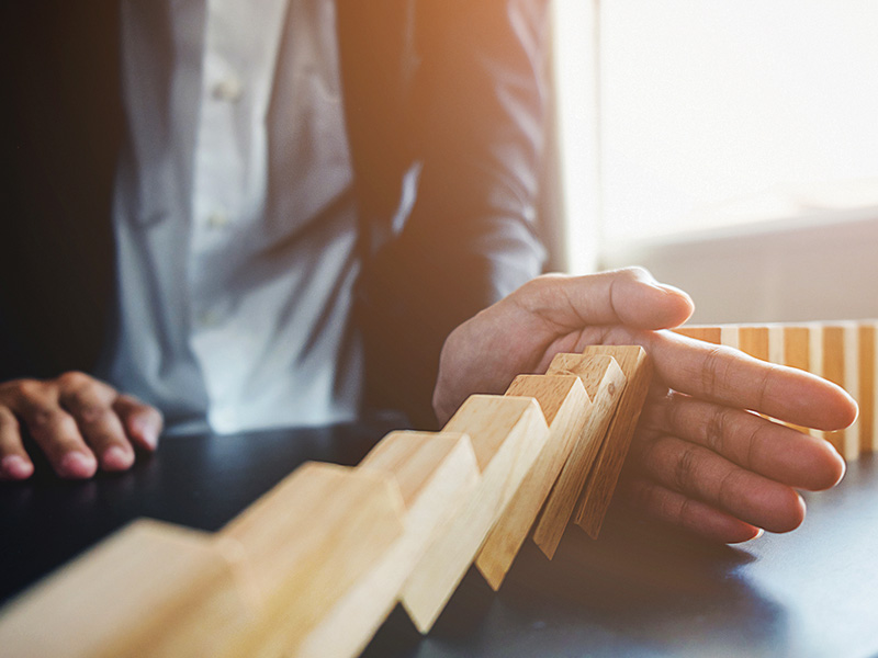 Strategic Risk Governance: A Holistic Approach for Modern Organizations