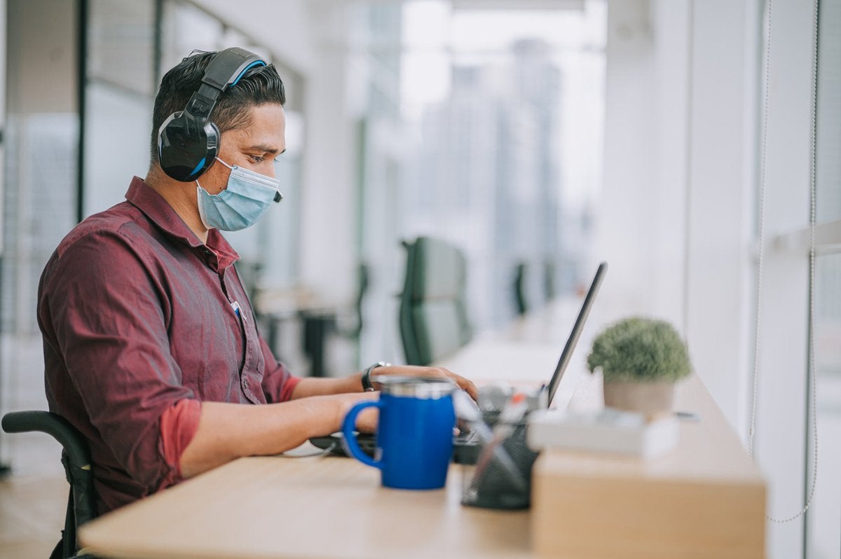 WhatsApp Enables Crypto Payments: A Deep Dive