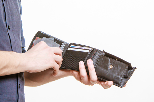 Avoid Payday Loans: 5 Risks & Better Alternatives