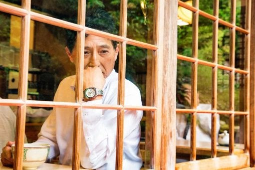 Emergency Savings Mistakes: Avoid Using Funds for Holiday Expenses