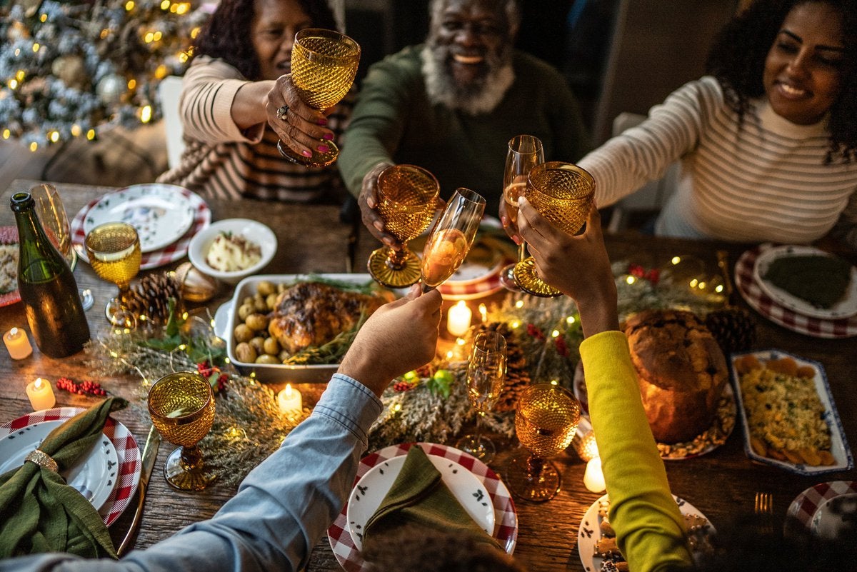 Budget-Friendly Holiday Meal: 8 Ways to Save Money