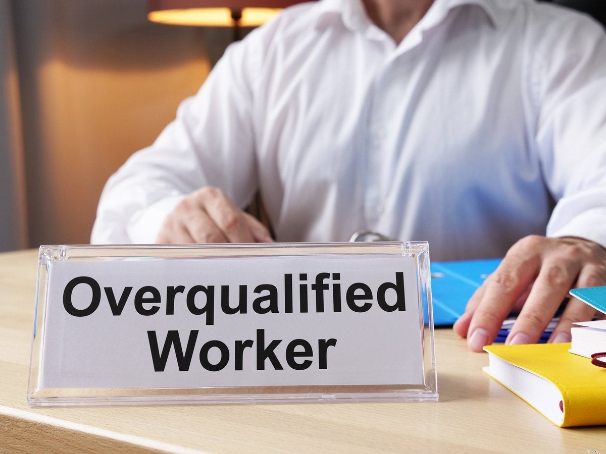 Leveraging Overqualification: How to Land a Job That s a Great Fit