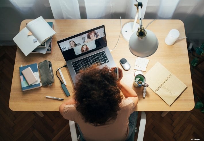 Remote Work: Pros & Cons for Job Seekers in 2024