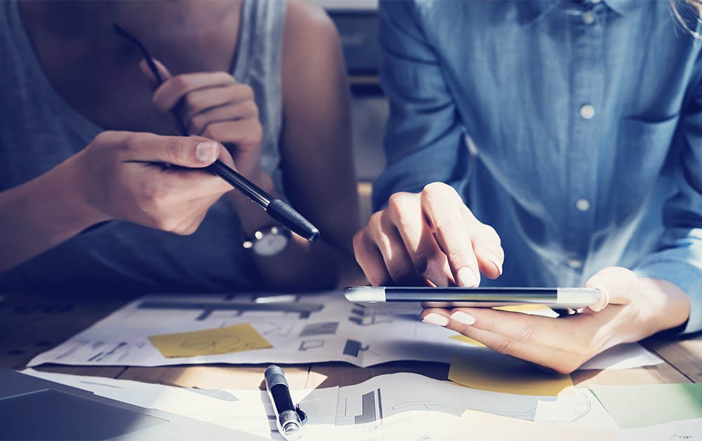 Develop a Data-Driven Customer Strategy: A 2024 Guide