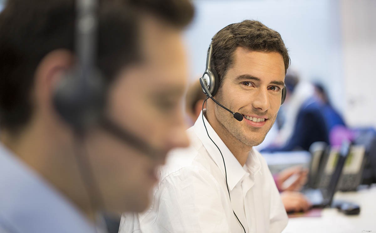 CRM VoIP Integration: Enhance Customer Service & Efficiency