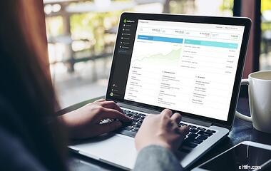 Holiday Season Sales Planning: A Guide for eCommerce & Wholesale