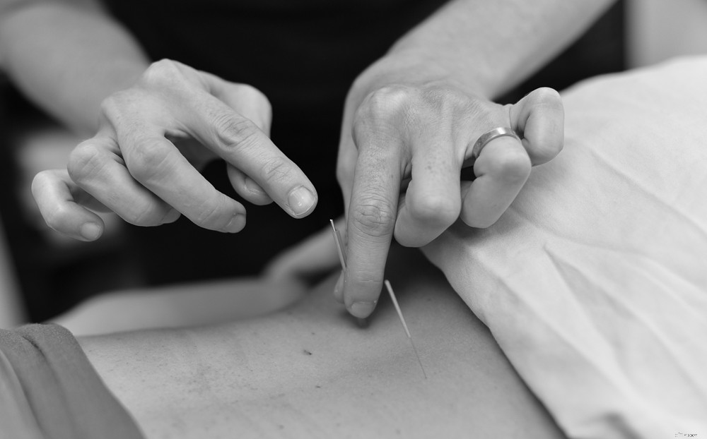 YNAB vs. QuickBooks: A Small Business Cash Flow Solution?