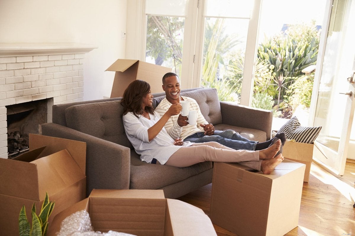 Moving In Together: Essential First Steps for a Smooth Transition