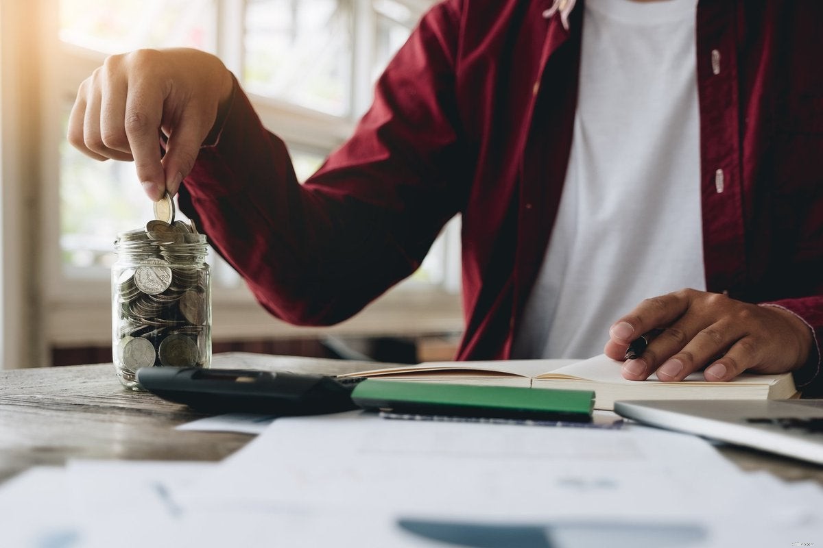 5 Simple Ways to Save Money Without Sacrificing Your Lifestyle