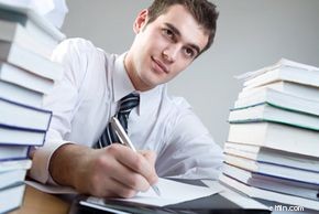 The Value of Internships: Gaining Real-World Experience