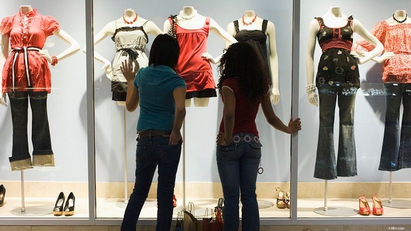 The Problem with Fashion Mannequins: Unrealistic Body Ideals