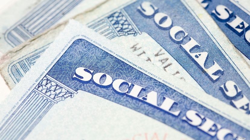 Navigating Social Security: Reasons to Contact the SSA (Even Before Retirement)