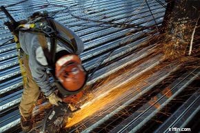 Roth vs. Traditional 401(k): Key Differences Explained