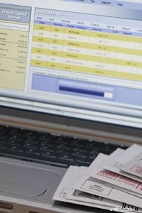 Retirement Planning with Online Banking: A Simple Guide