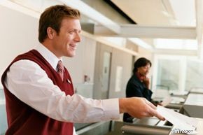 Save Money on Family Flights: Expert Tips for Cheap Airline Tickets