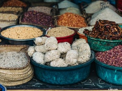 ETFs Explained: A Beginner s Guide to Investing in Diversified Portfolios