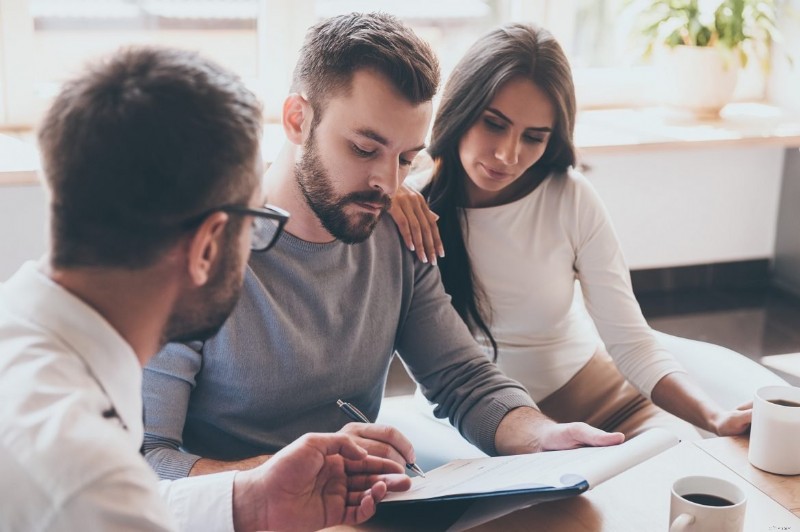 Mortgage Refinancing with Bad Credit: Options & Strategies