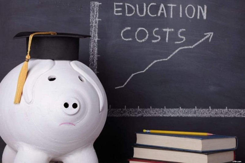 Understanding Student Loan Interest Rates in 2022: A Comprehensive Guide