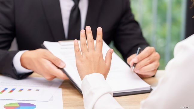 Cosigning Explained: Risks, Responsibilities & How It Impacts Your Credit