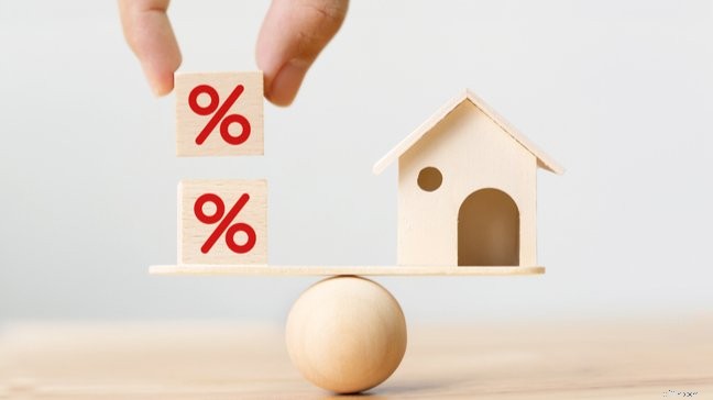 Build Your Credit Score: A Homebuyer s Guide