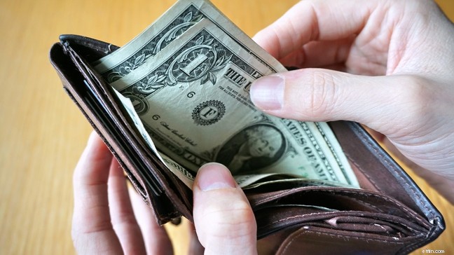 Hotel Booking Without a Credit Card: Tips & Alternatives