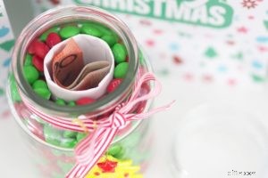 Discover clever and creative ways to give cash as a gift